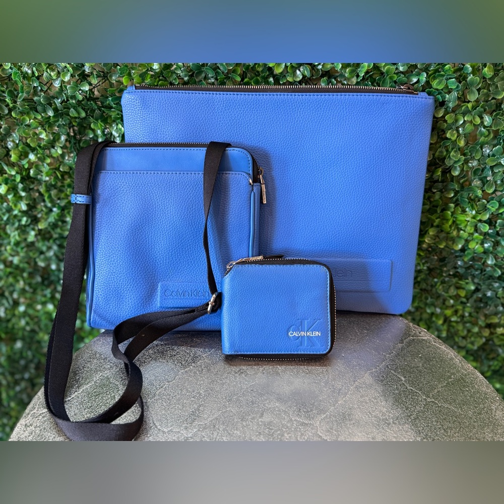 New Calvin Klein Blue Leather Wallet/Purse/Laptop Bag Set
